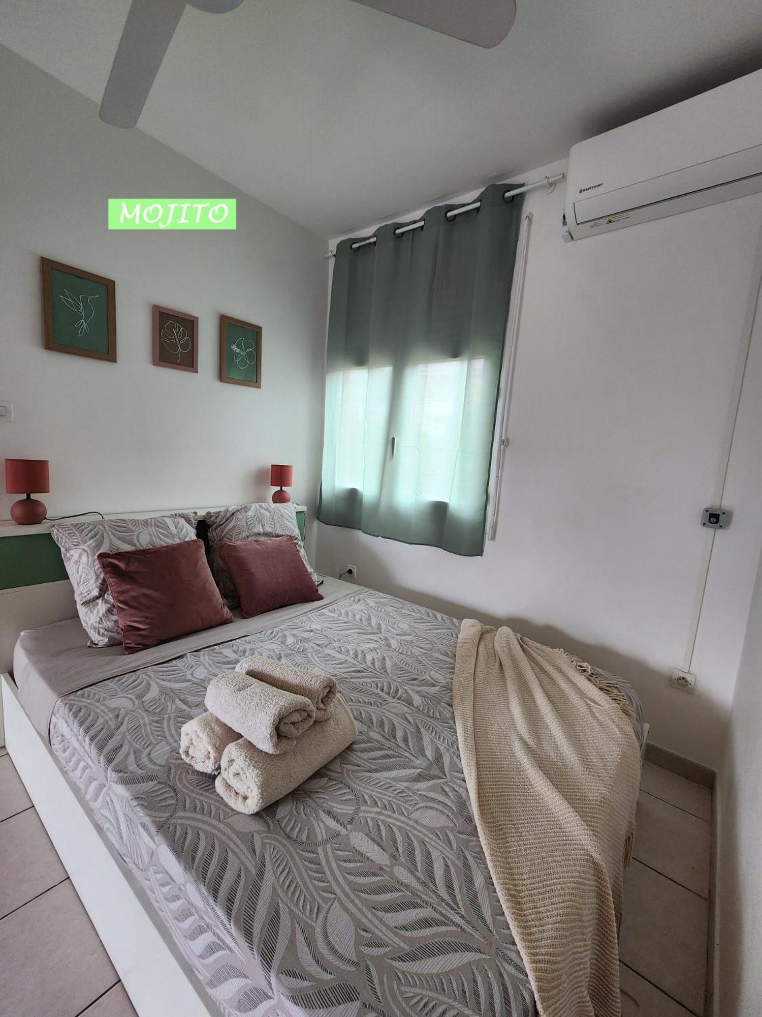 Kozy Kaz - Les Pieds Dans L Eau Apartment La Trinité Exterior foto